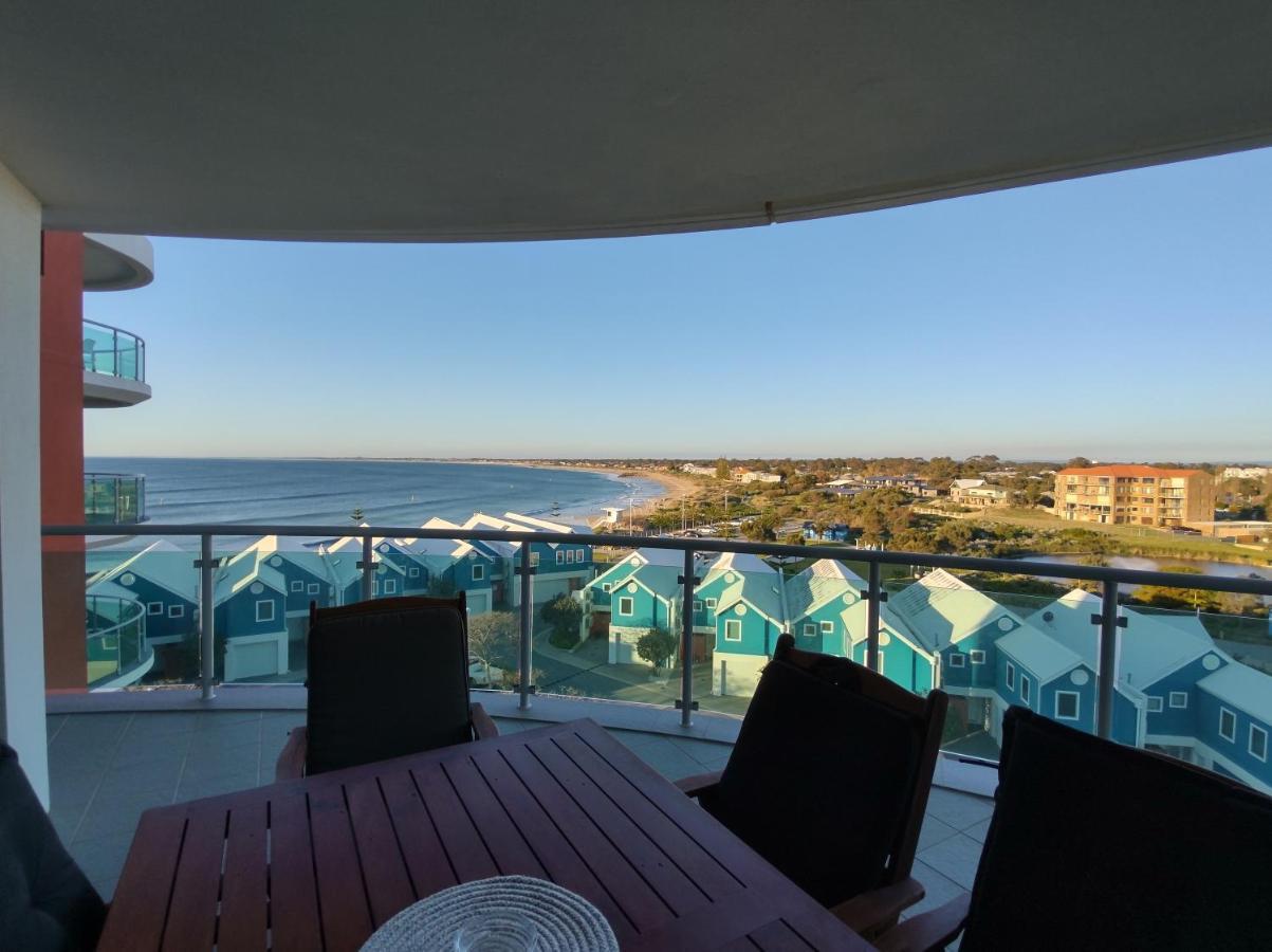 A 406 Fantastic Ocean Beach And Marina View Apt - Mandurah Exterior foto
