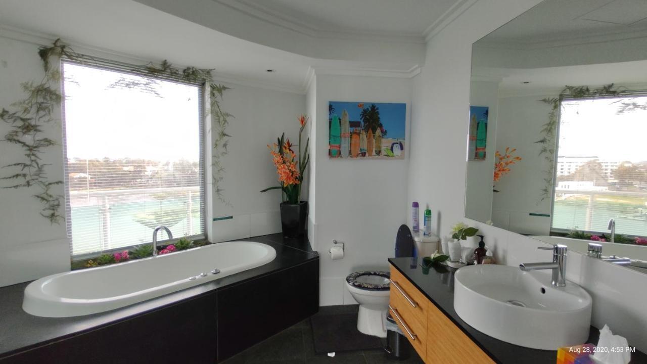 A 406 Fantastic Ocean Beach And Marina View Apt - Mandurah Exterior foto