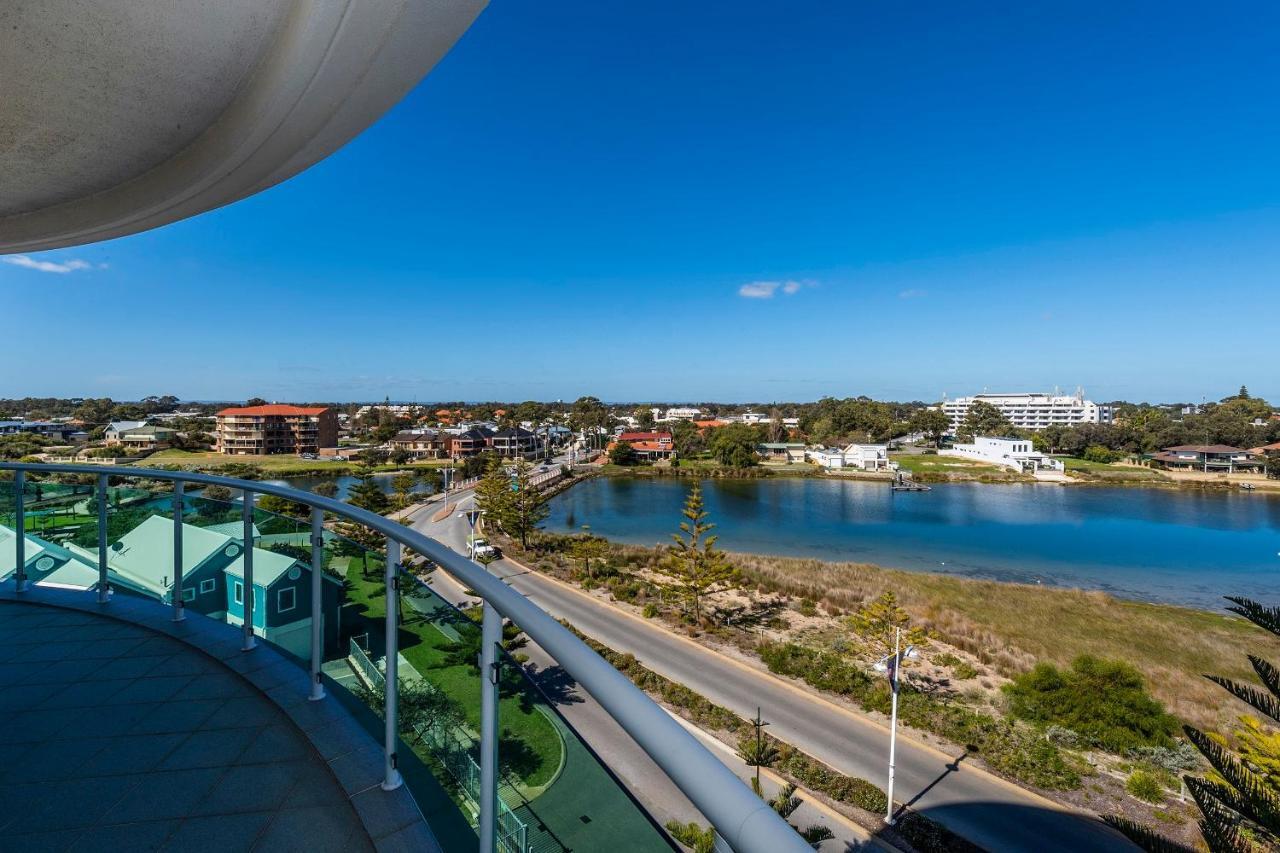 A 406 Fantastic Ocean Beach And Marina View Apt - Mandurah Exterior foto